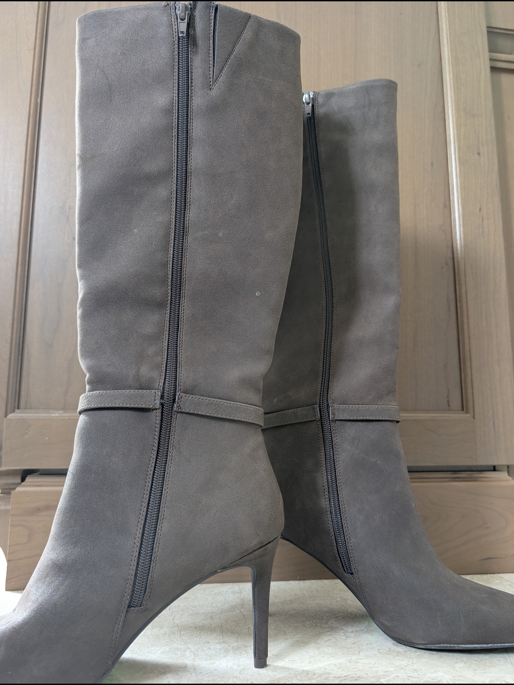 Brand new BCBGeneration Brown Knee High Boots - Picture 3 of 6